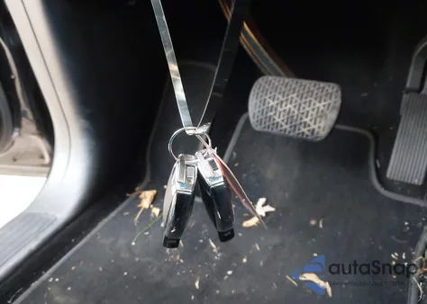 2014 Mercedes-Benz Ml 350 4Matic z USA, uszkodzony, nr VIN 4JGDA5HB3EA388310